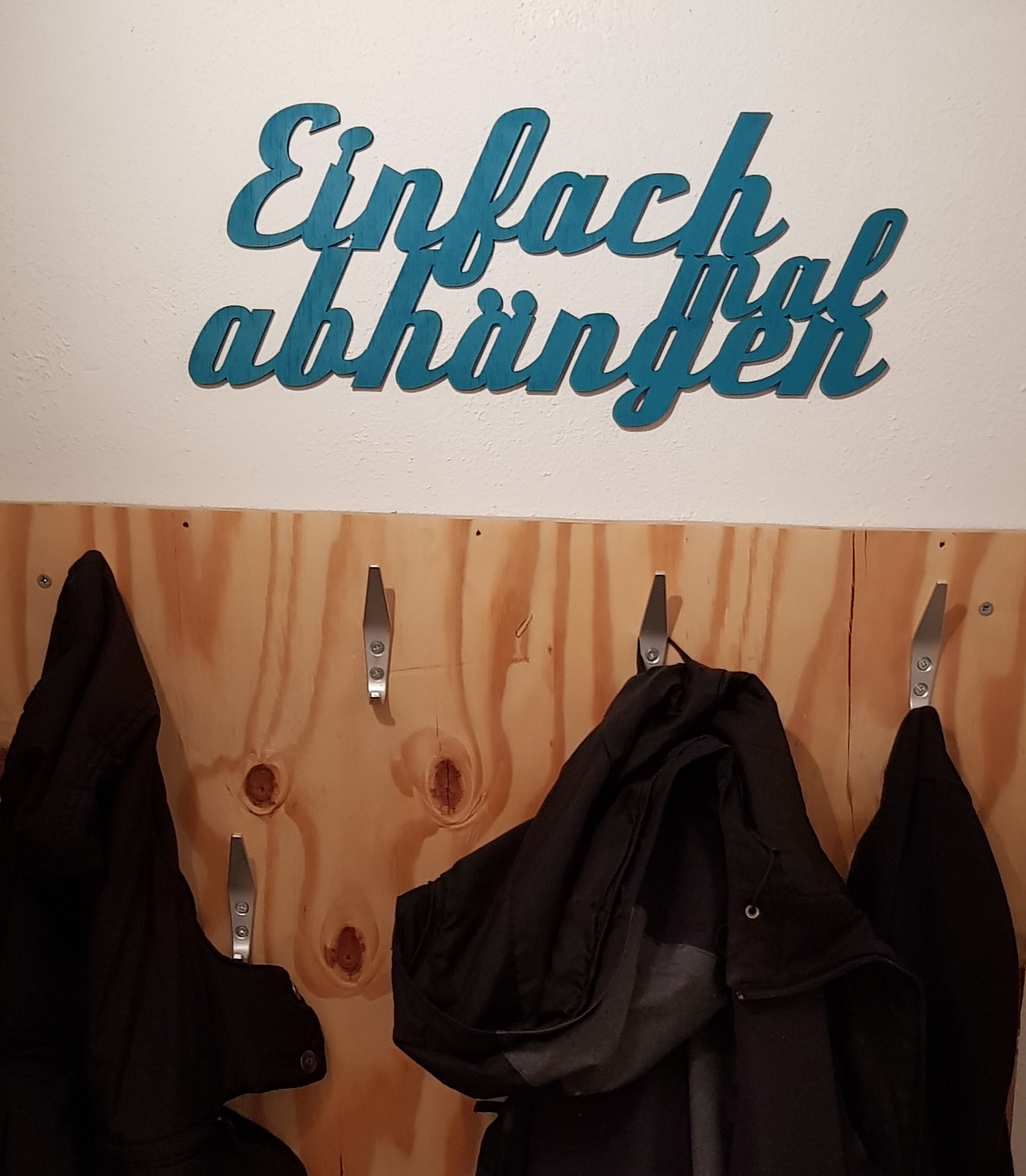 z.B. Garderobe